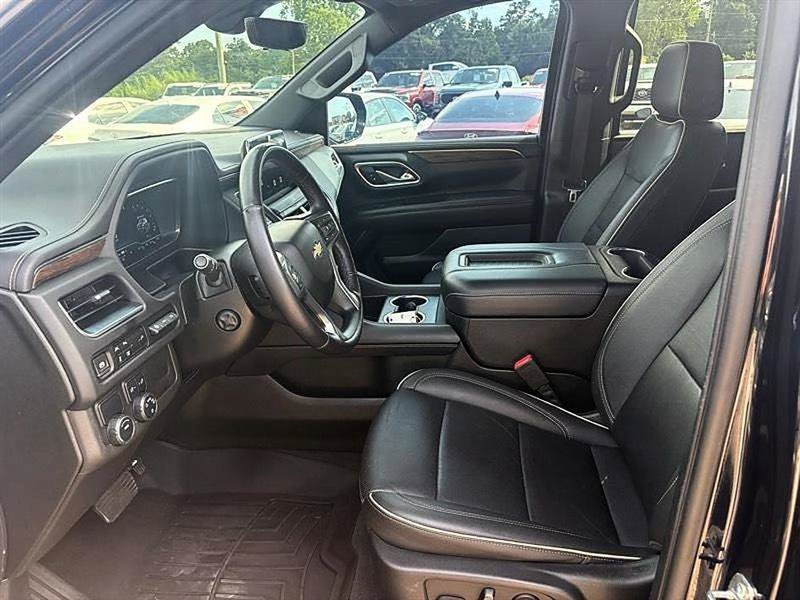 Used 2022 Chevrolet Tahoe Premier w/ Premium Package 2 RWD image 13
