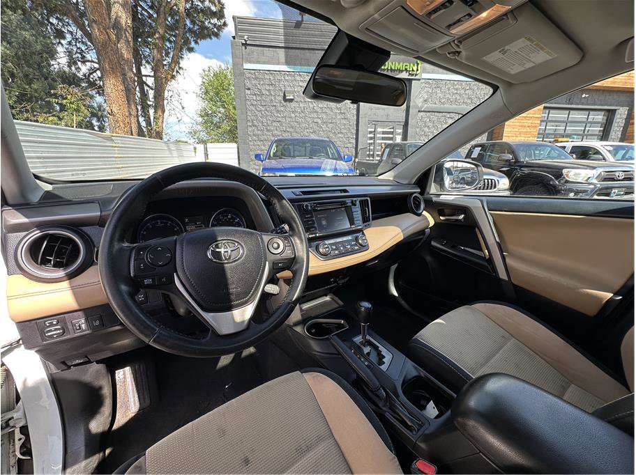 Used 2018 Toyota RAV4 XLE w/ Plus Extra Value Package AWD/4WD image 2