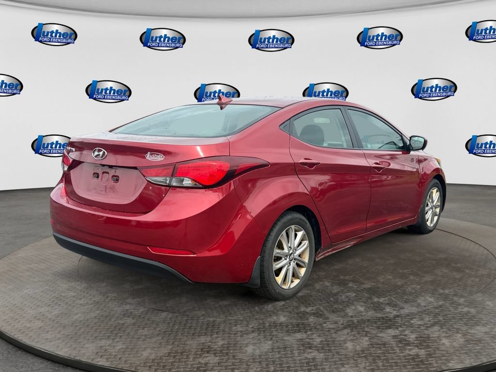 Used 2015 Hyundai Elantra SE w/ Option Group 02 FWD image 5