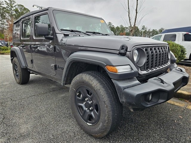 Used 2025 Jeep Wrangler Sport image 5