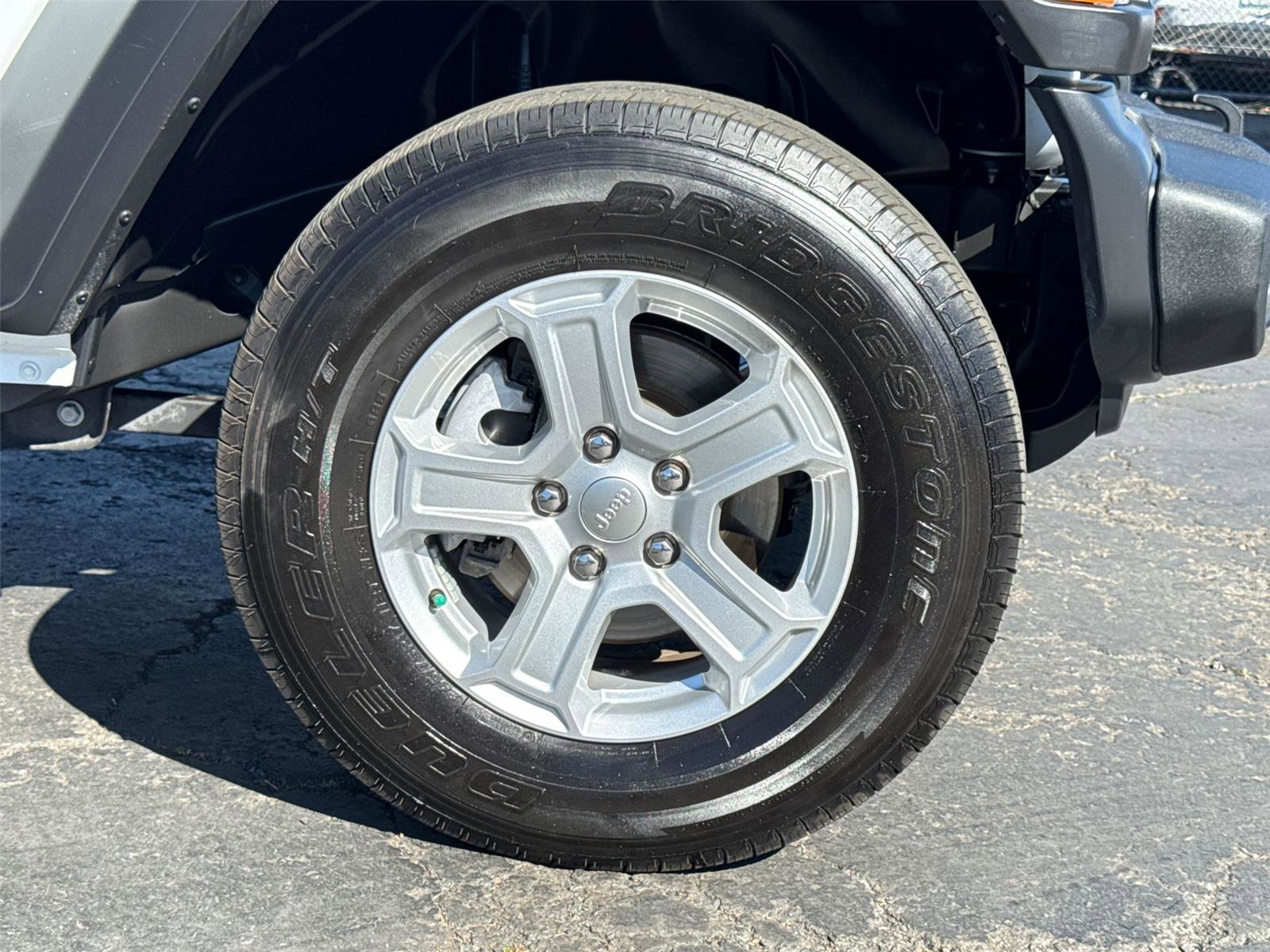 Used 2021 Jeep Wrangler Sport S image 6