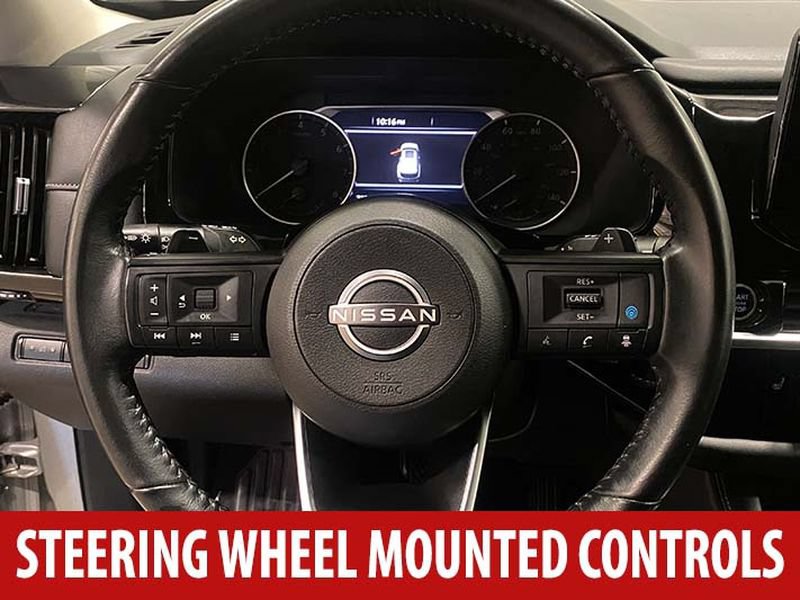 Used 2024 Nissan Pathfinder SV AWD/4WD image 11
