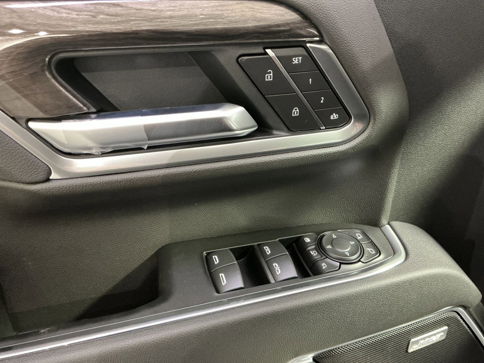 New 2026 Chevrolet Silverado 2500 LTZ w/ LTZ Convenience Package image 23