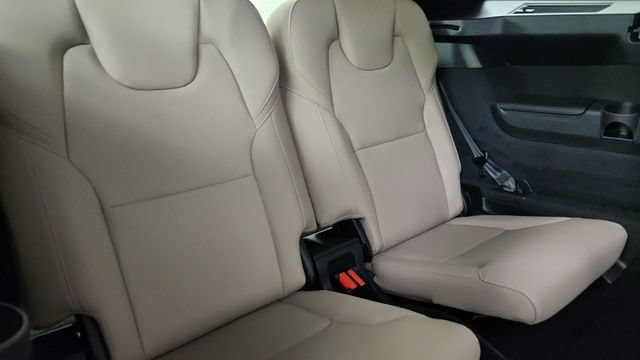 New 2026 Volvo XC90 B5 Core w/ Protection Package Premier AWD/4WD image 32