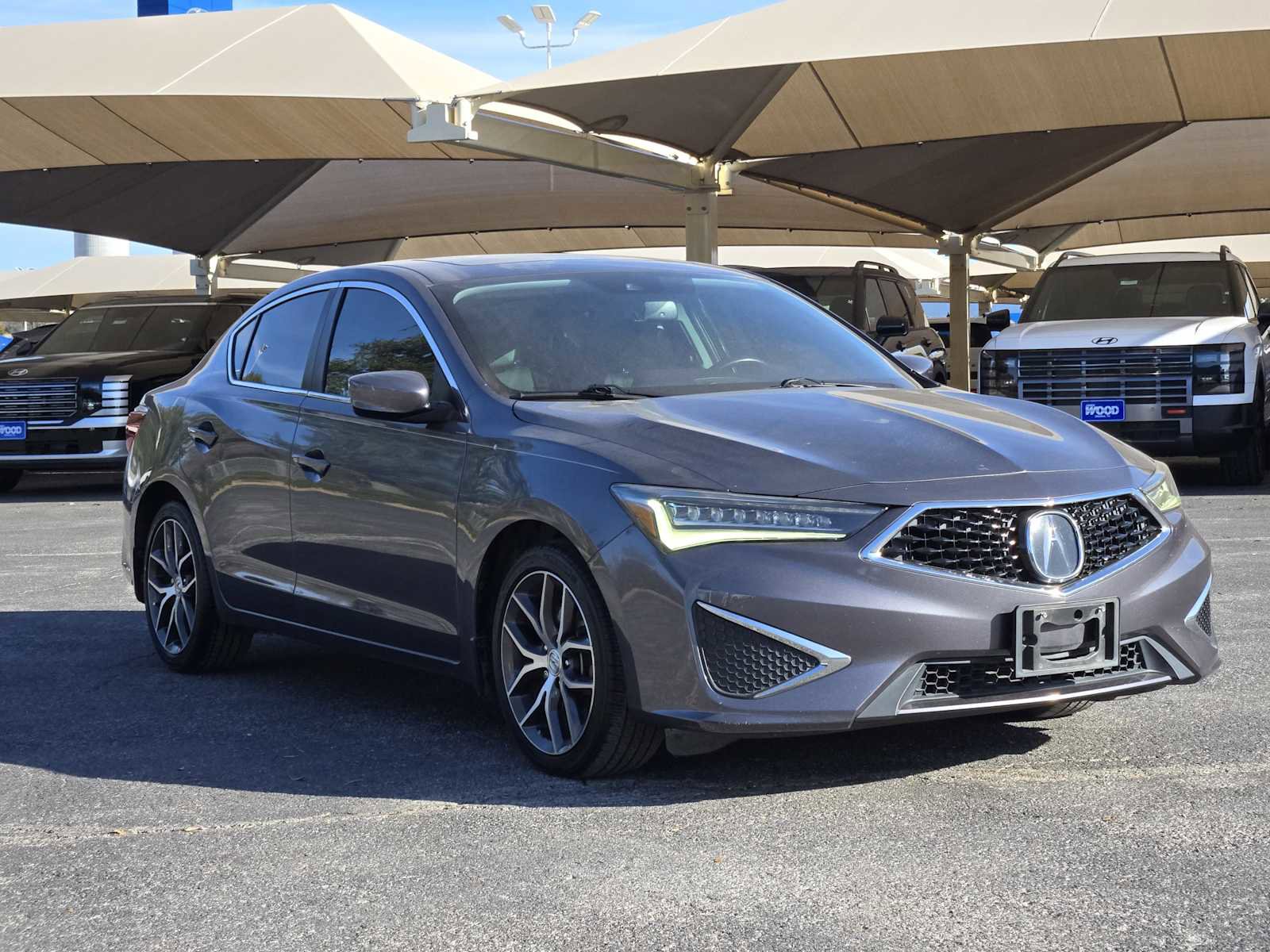 Used 2019 Acura ILX image 2