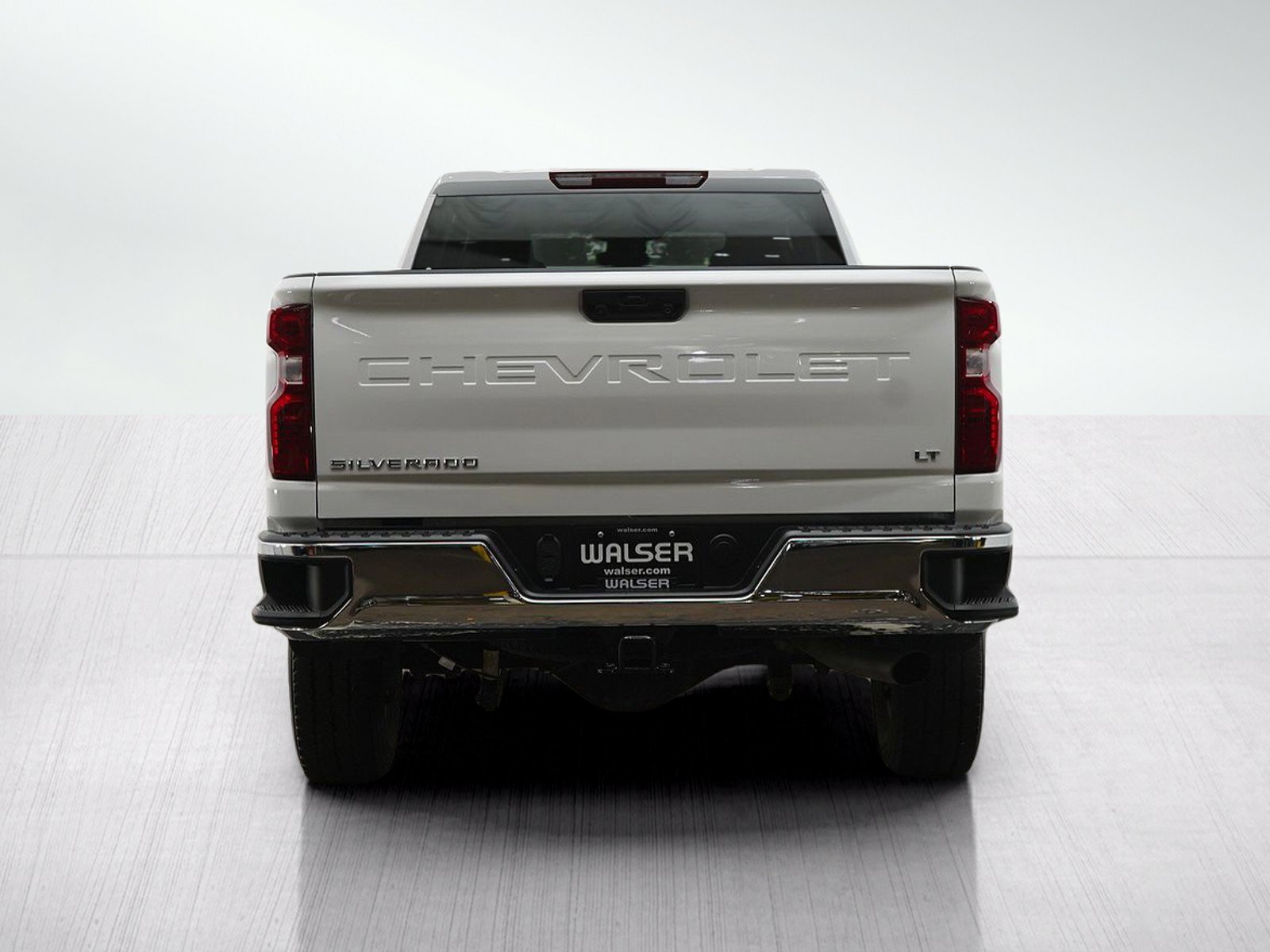 Used 2025 Chevrolet Silverado 2500 LT w/ Convenience Package AWD/4WD image 5