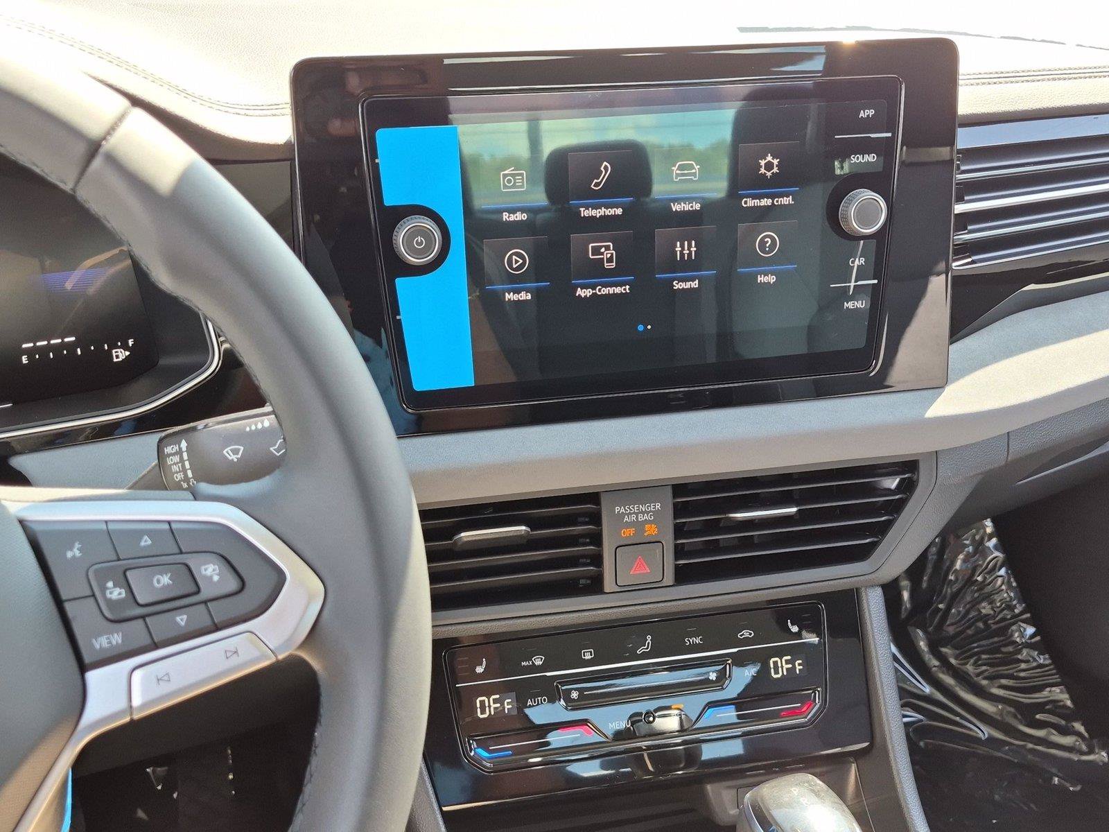 New 2027 Volkswagen Jetta SE FWD image 24