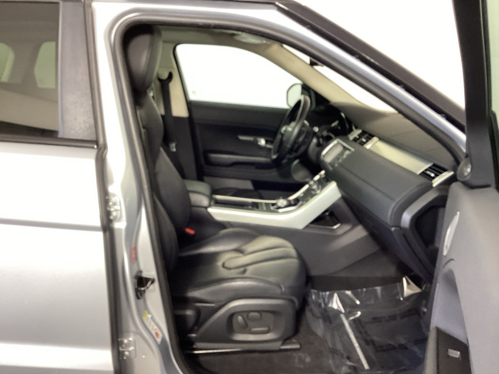 Used 2015 Land Rover Range Rover Evoque Pure Plus AWD/4WD image 10