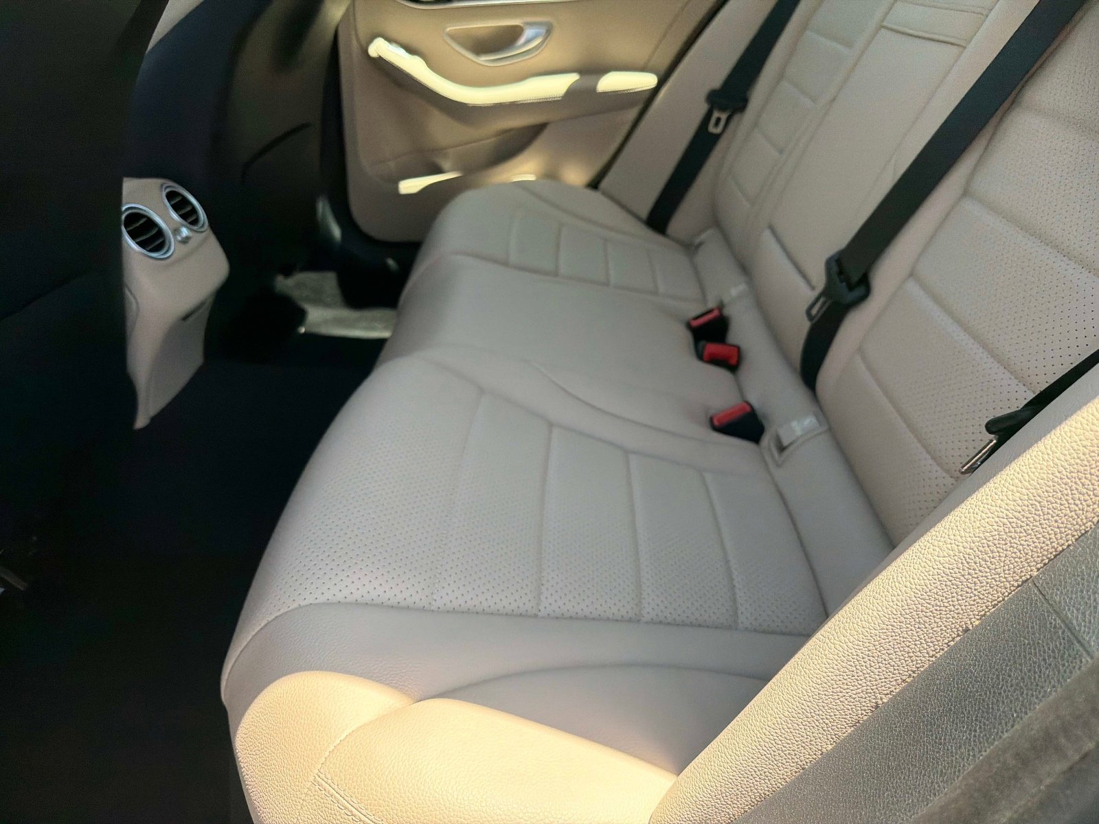 Used 2021 Mercedes-Benz C 300 Sedan image 31