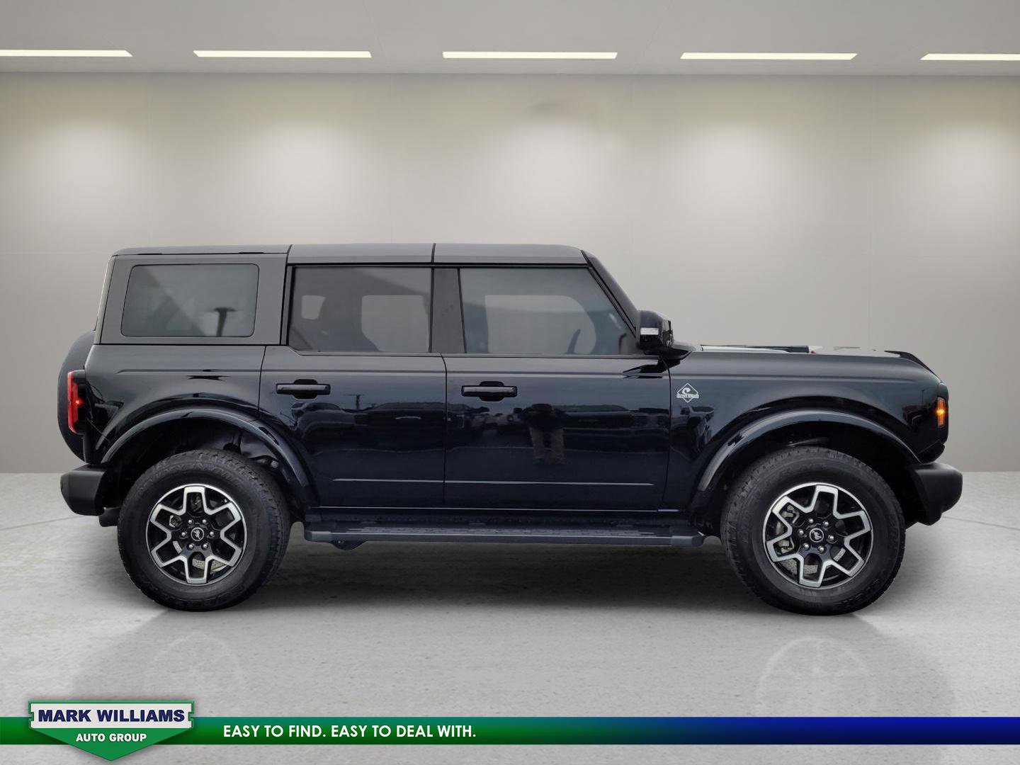 Certified 2024 Ford Bronco Outer Banks image 4