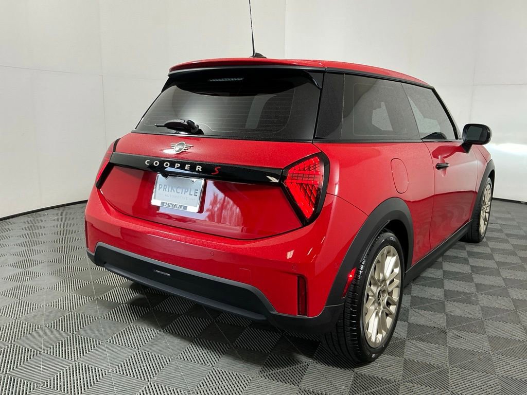 Certified 2025 MINI Cooper S FWD image 5