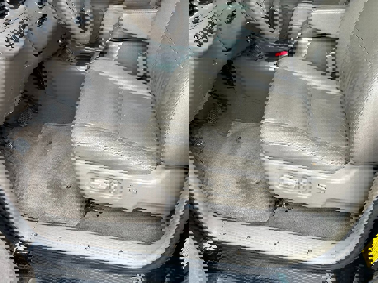 Used 2005 Toyota Sequoia Limited image 10