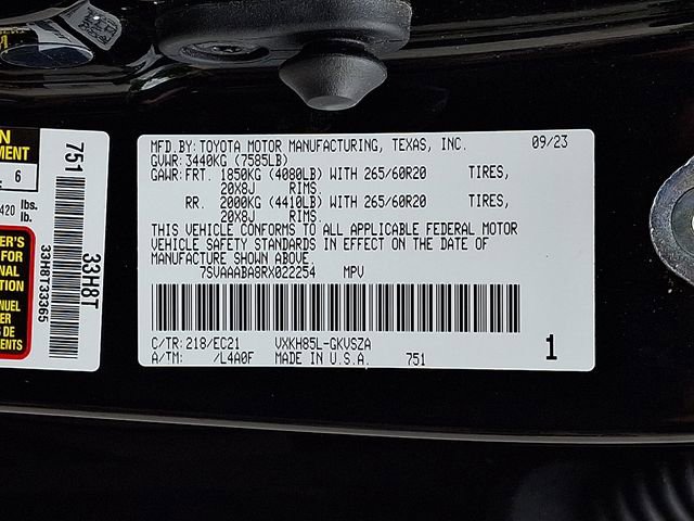 Used 2024 Toyota Sequoia SR5 w/ SR5 Premium Package AWD/4WD image 31