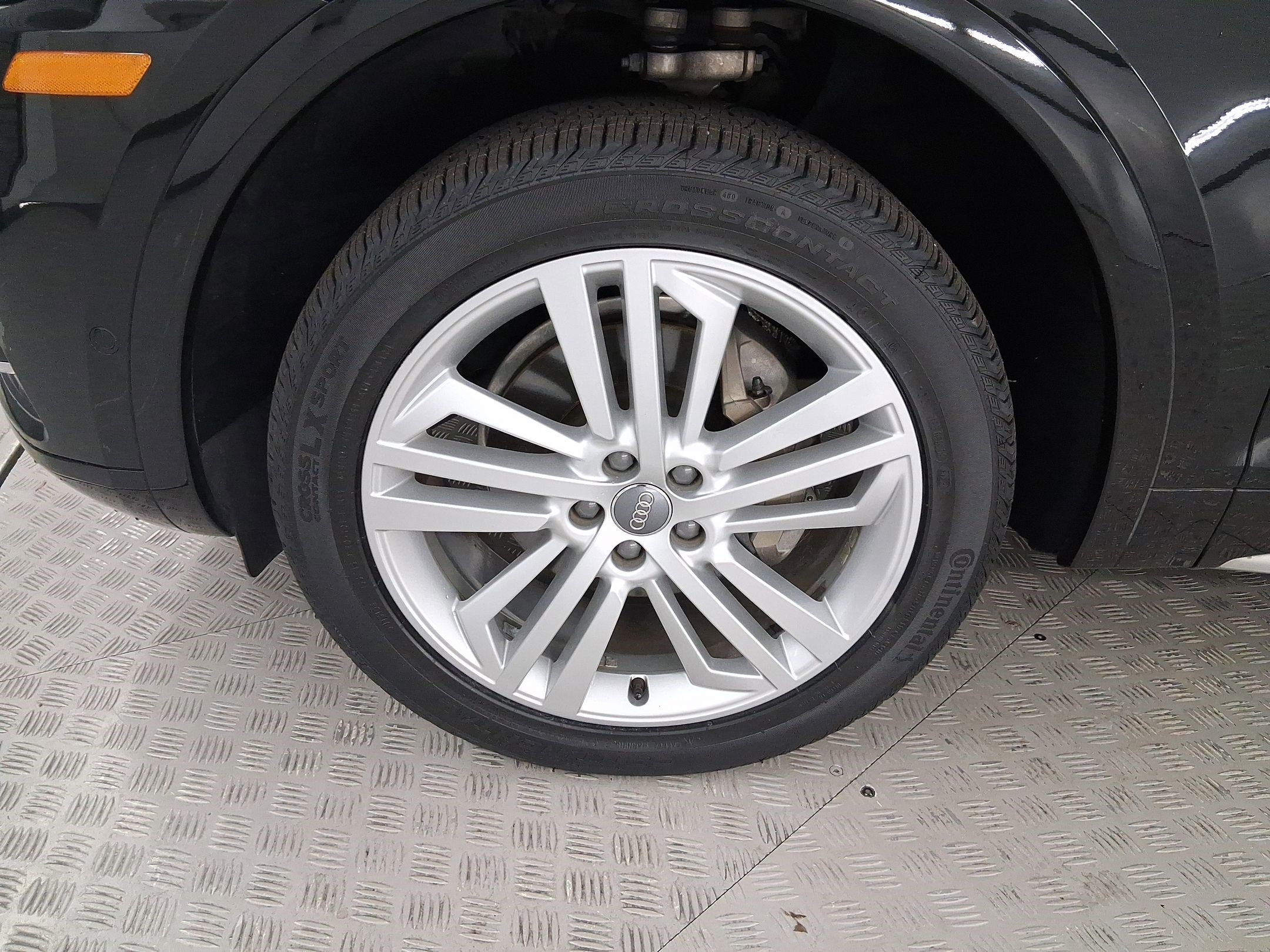 Used 2019 Audi Q5 Prestige image 11