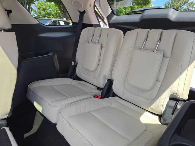 Used 2019 Ford Explorer Platinum AWD/4WD image 23