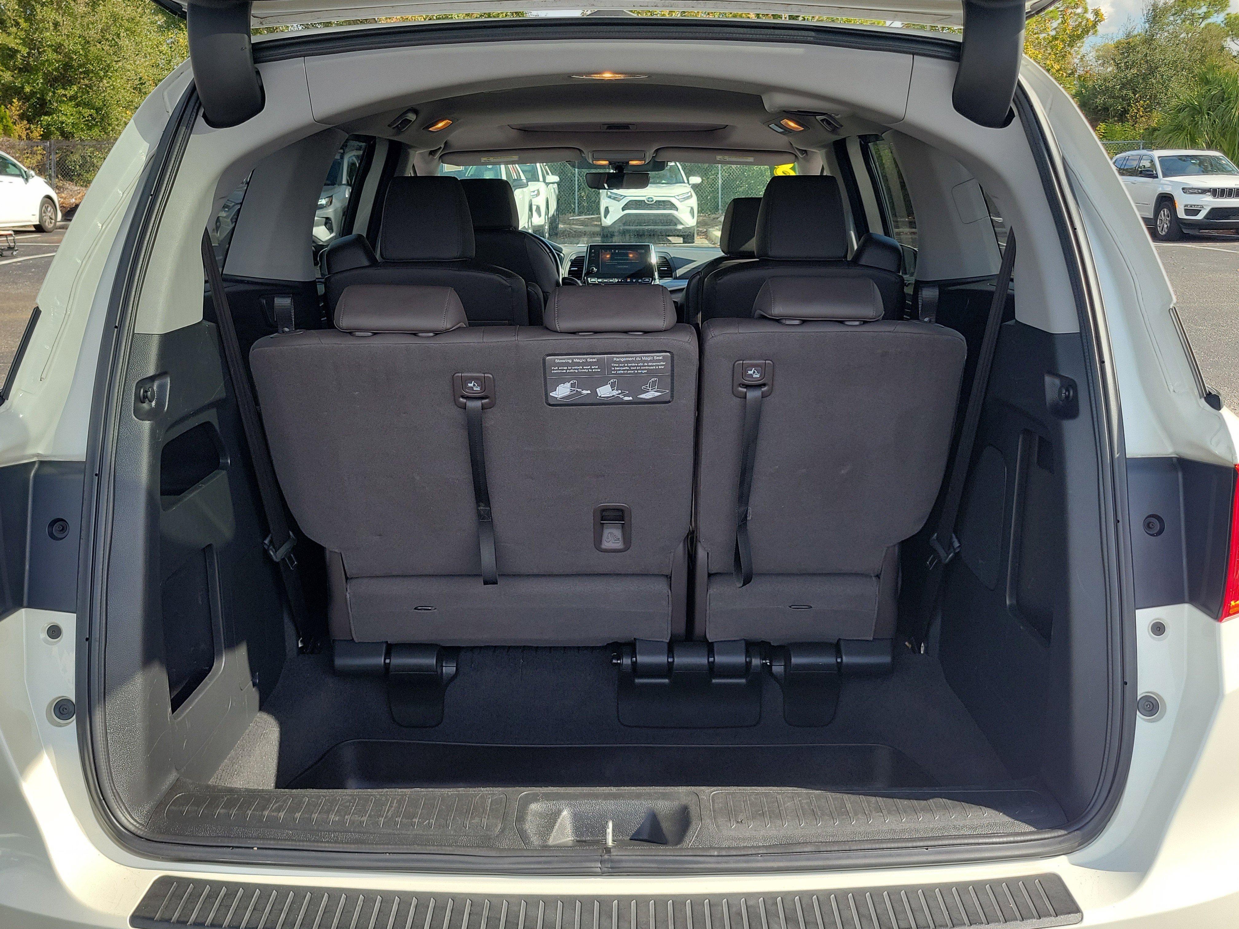 Used 2018 Honda Odyssey EX-L image 12