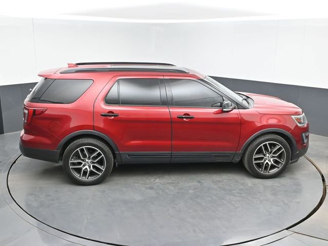 Used 2016 Ford Explorer Sport w/ Equipment Group 401A AWD/4WD image 26
