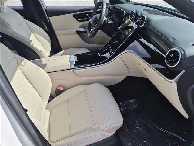Certified 2025 Mercedes-Benz GLC 300 image 20