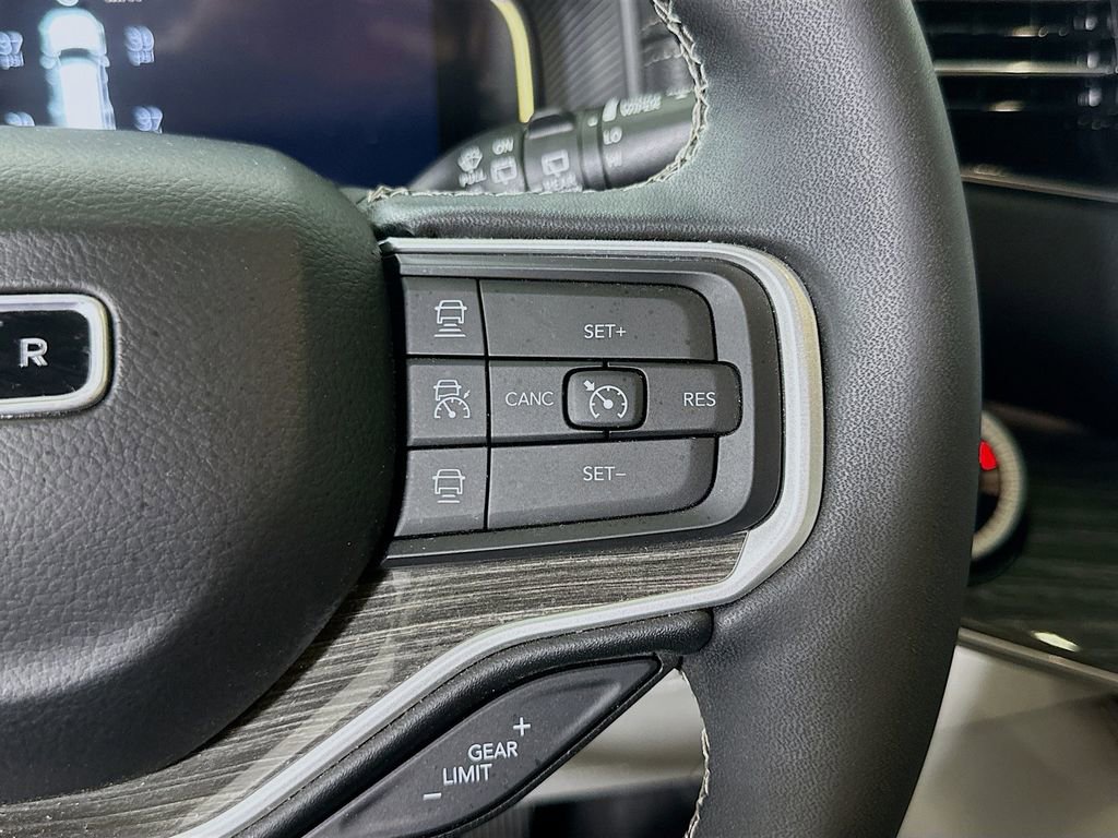 Used 2022 Jeep Wagoneer Series II image 24