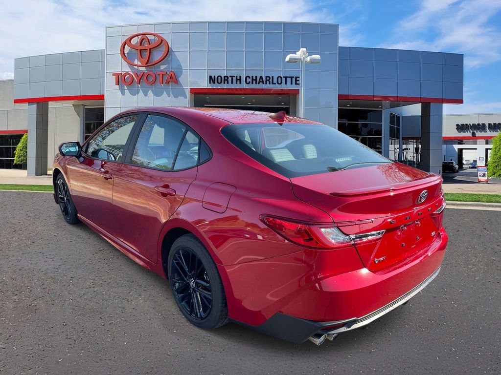 Used 2025 Toyota Camry SE w/ Convenience Package image 8