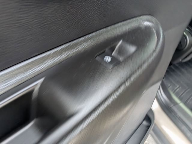 Used 2022 Chevrolet Trax LT w/ Driver Confidence Package AWD/4WD image 12