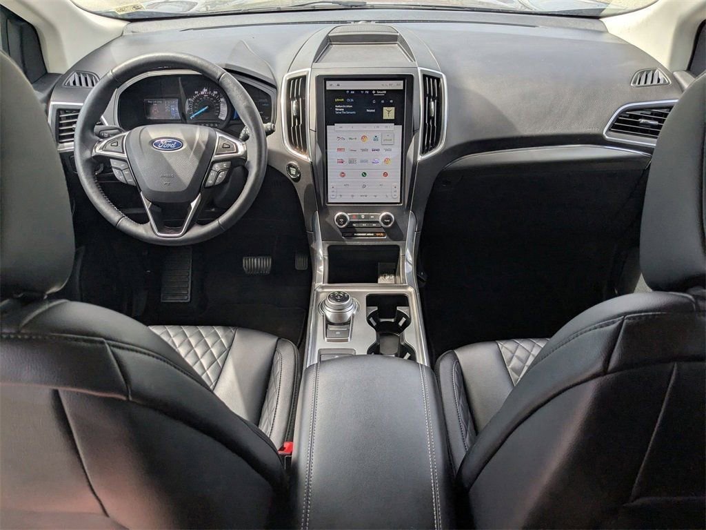Used 2024 Ford Edge Titanium image 32