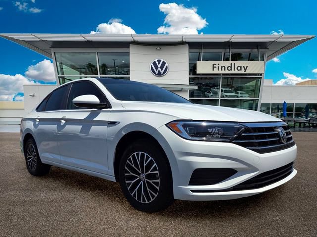 Used 2019 Volkswagen Jetta SEL w/ Cold Weather Package FWD image 2