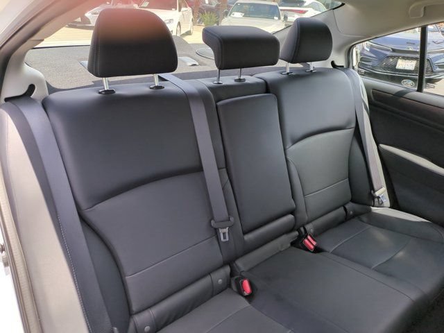 Used 2017 Subaru Legacy 2.5i Limited AWD/4WD image 33