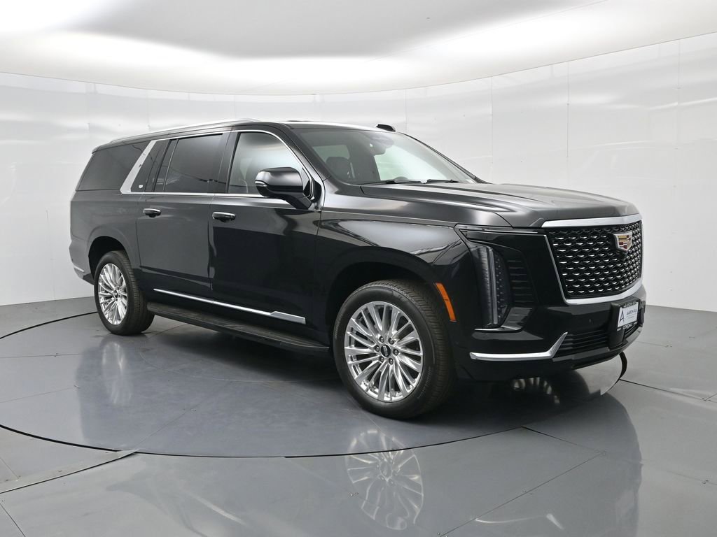 Used 2025 Cadillac Escalade ESV Premium Luxury image 17