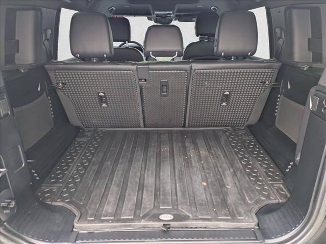 Used 2023 Land Rover Defender 110 S AWD/4WD image 6