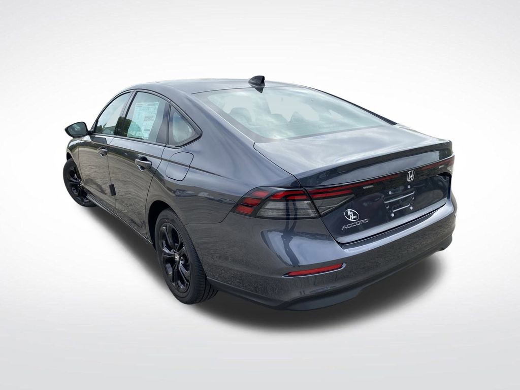New 2025 Honda Accord SE image 3