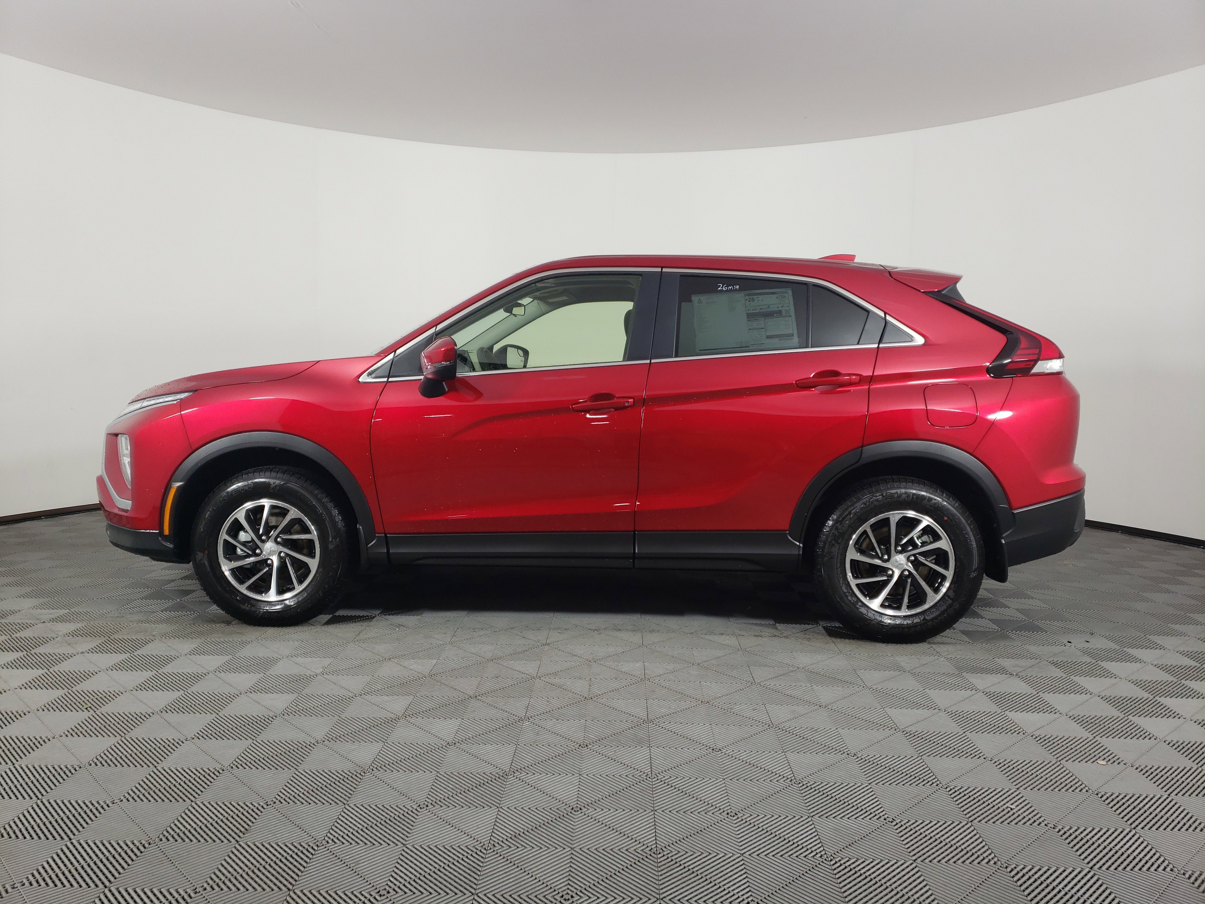 New 2026 Mitsubishi Eclipse Cross ES image 3