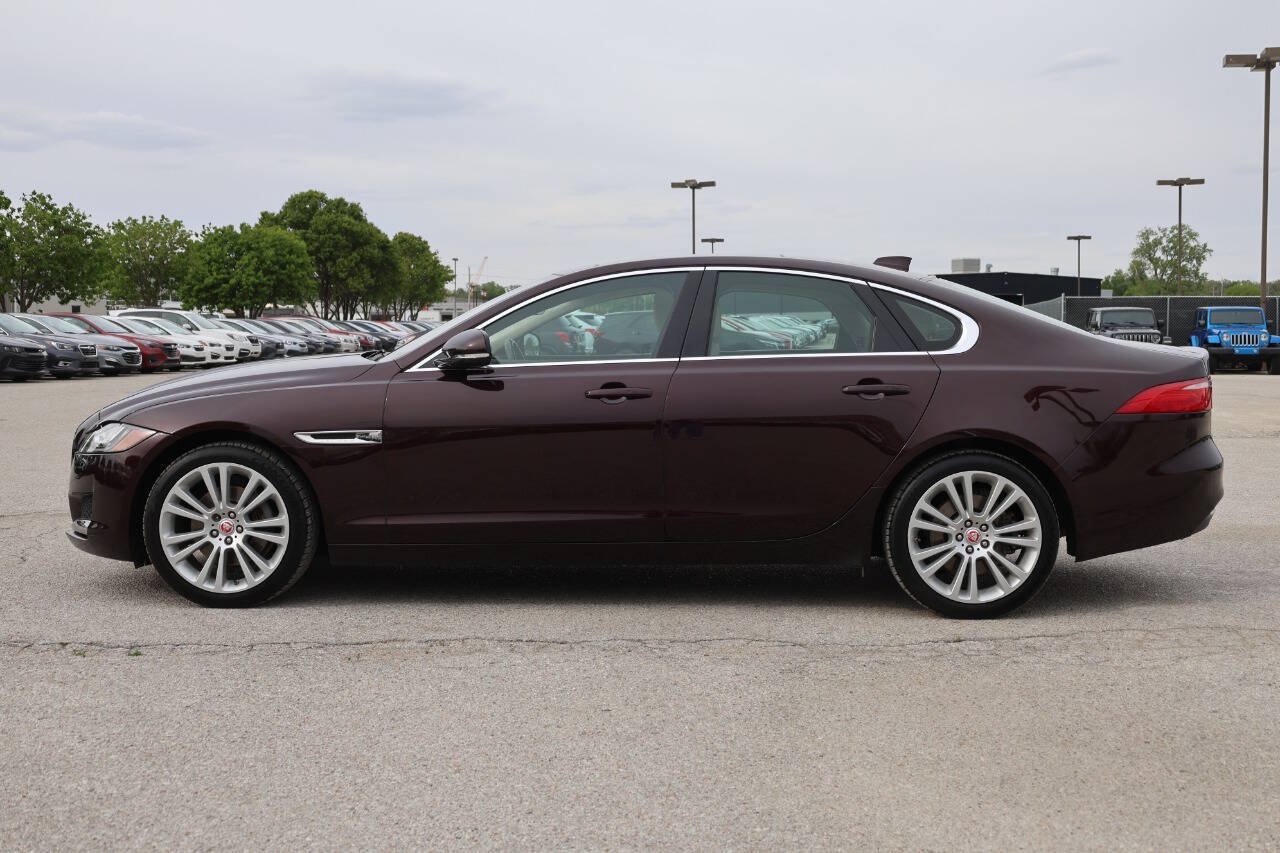 Used 2020 Jaguar XF Prestige AWD/4WD image 8
