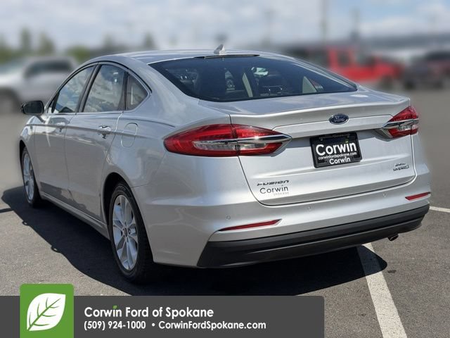 Used 2019 Ford Fusion SEL FWD image 16