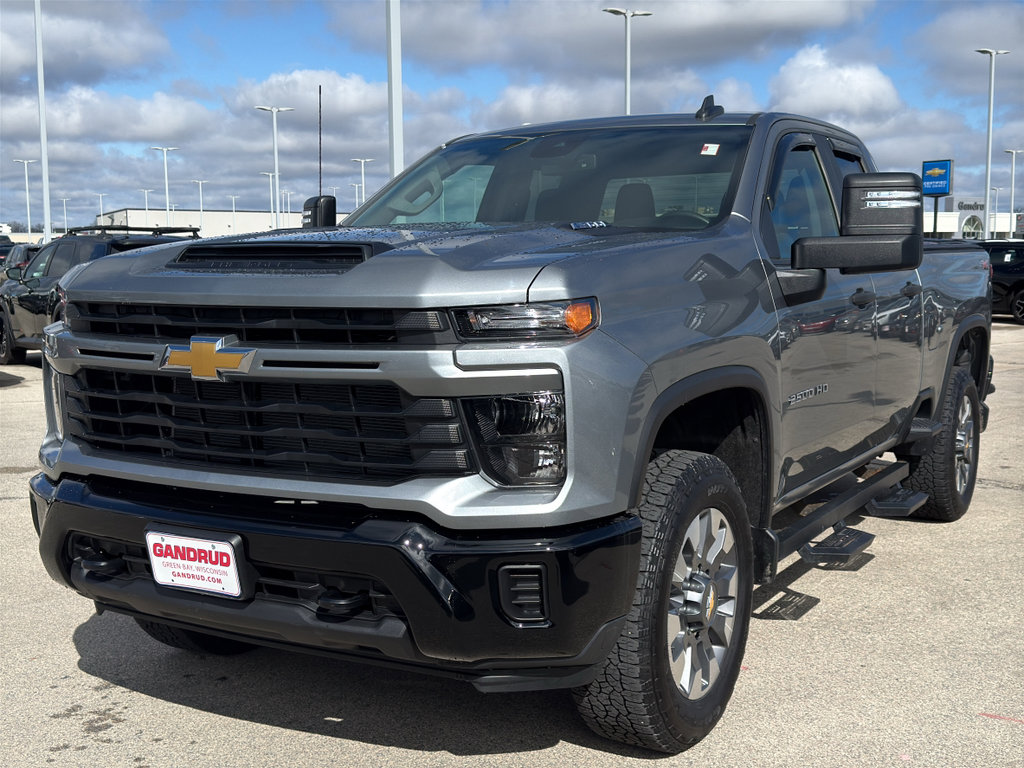 Used 2024 Chevrolet Silverado 2500 Custom w/ Custom Value Package AWD/4WD image 2