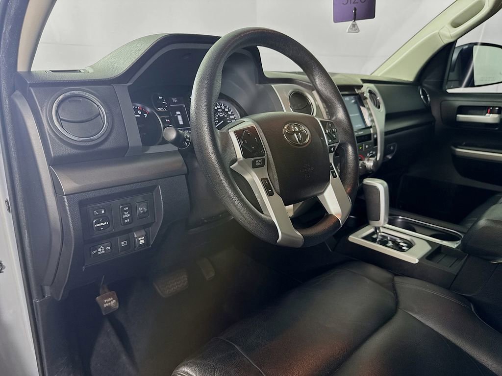 Used 2021 Toyota Tundra SR5 RWD image 9