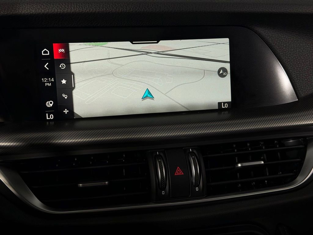 Used 2025 Alfa Romeo Stelvio Sprint w/ Veloce Package AWD/4WD image 18