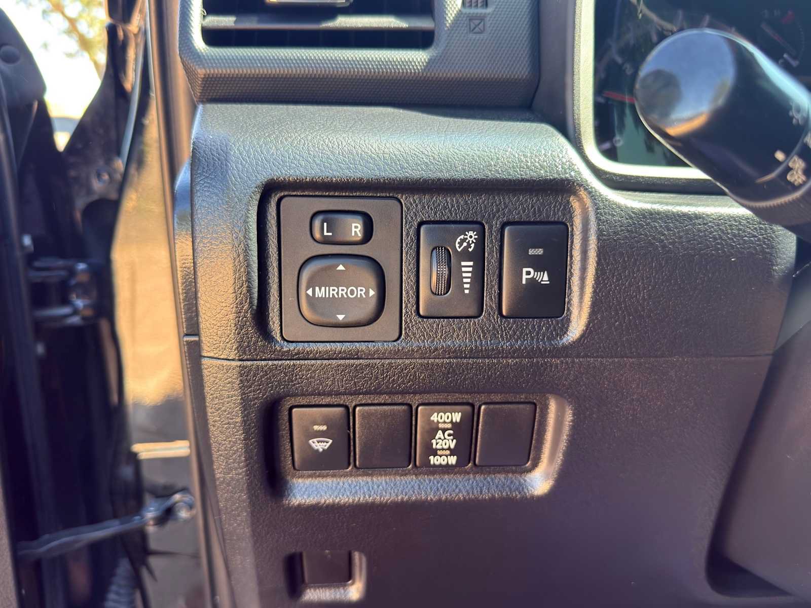 Used 2019 Toyota 4Runner Limited AWD/4WD image 23