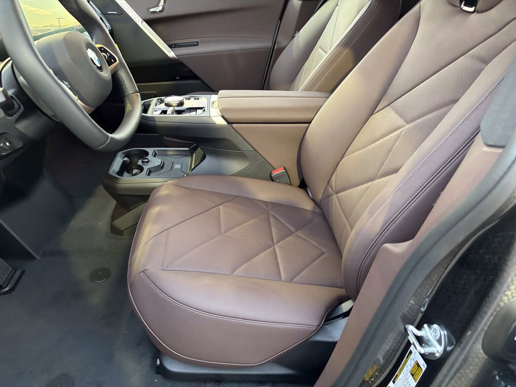Used 2026 BMW iX xDrive45 image 13