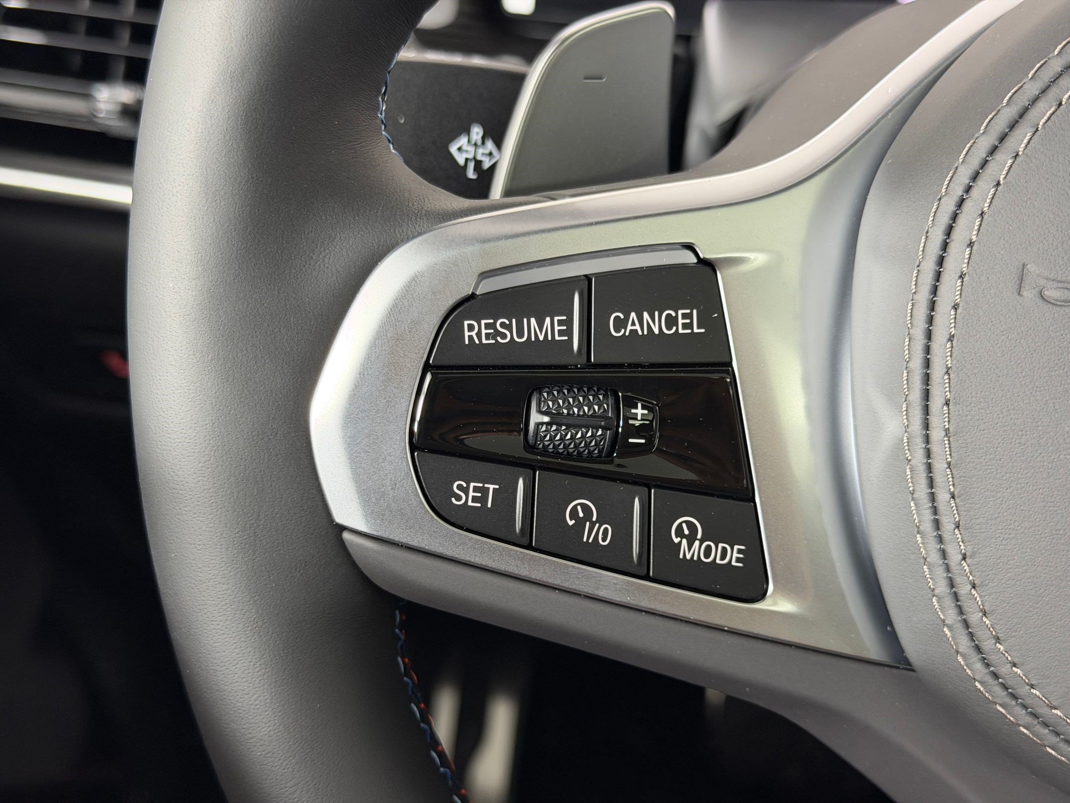 New 2027 BMW X6 M60i AWD/4WD image 17