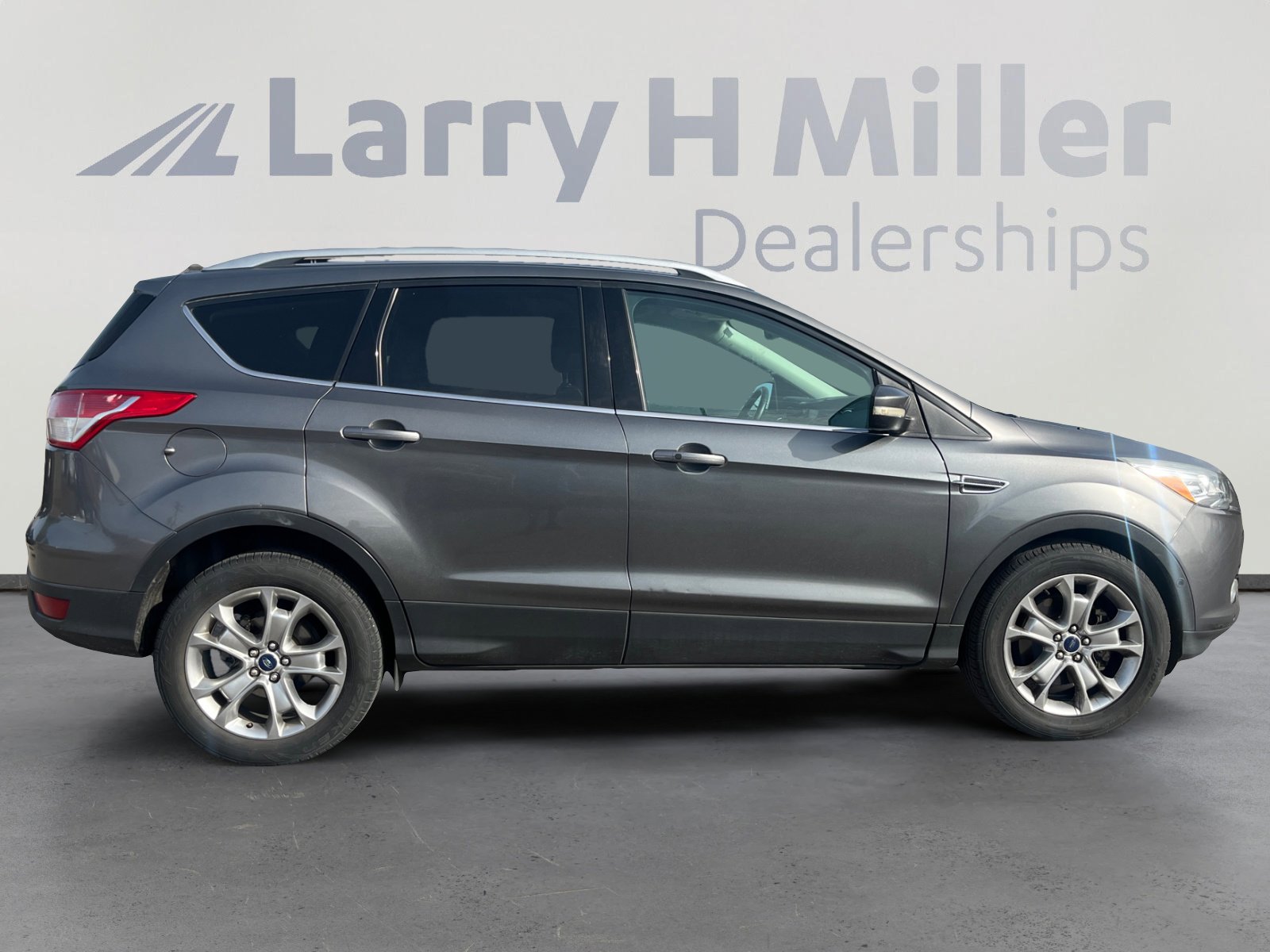 Used 2014 Ford Escape Titanium w/ Equipment Group 401A image 6