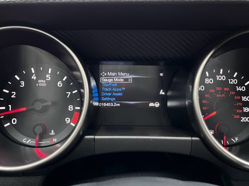 Used 2016 Ford Mustang Shelby GT350 w/ Technology Package image 14