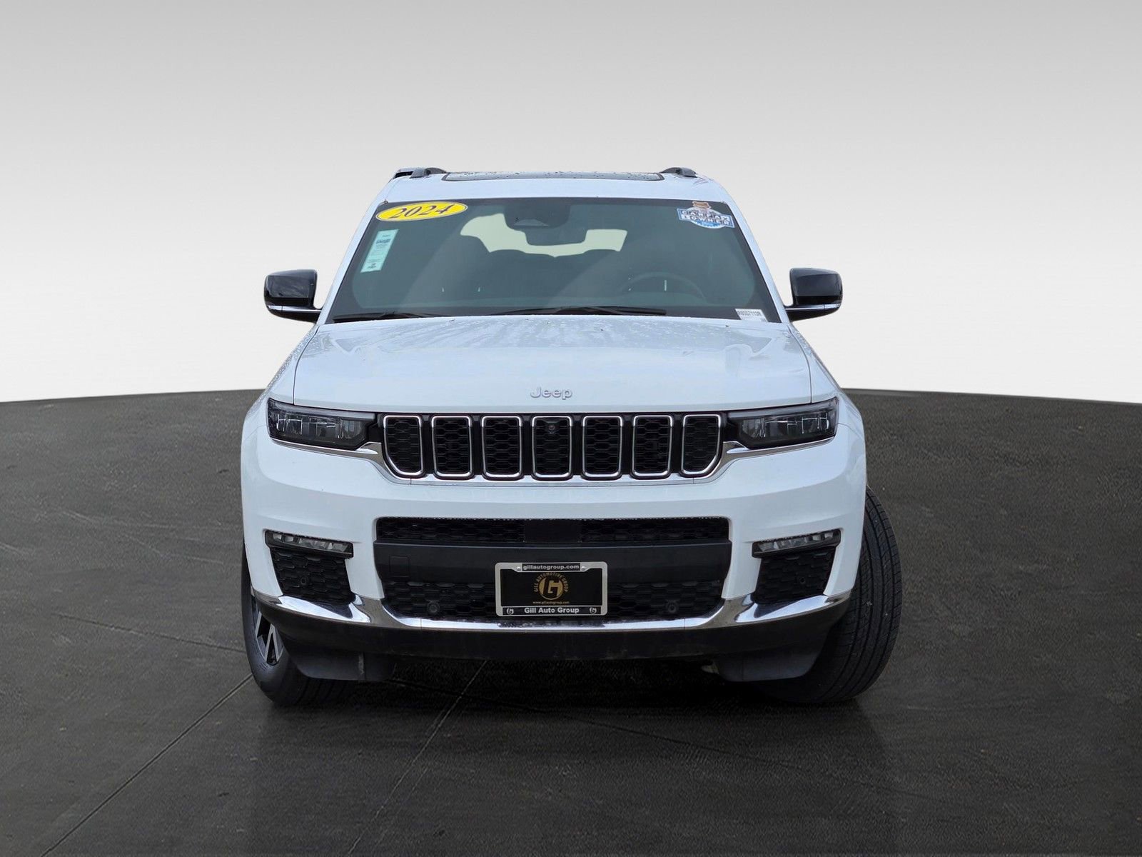 Used 2024 Jeep Grand Cherokee L Limited w/ Luxury Tech Group II AWD/4WD image 2
