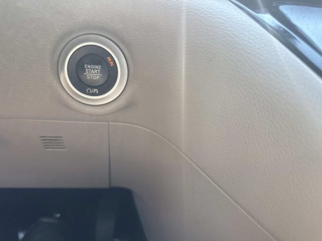 Used 2023 Chrysler Voyager LX FWD image 32