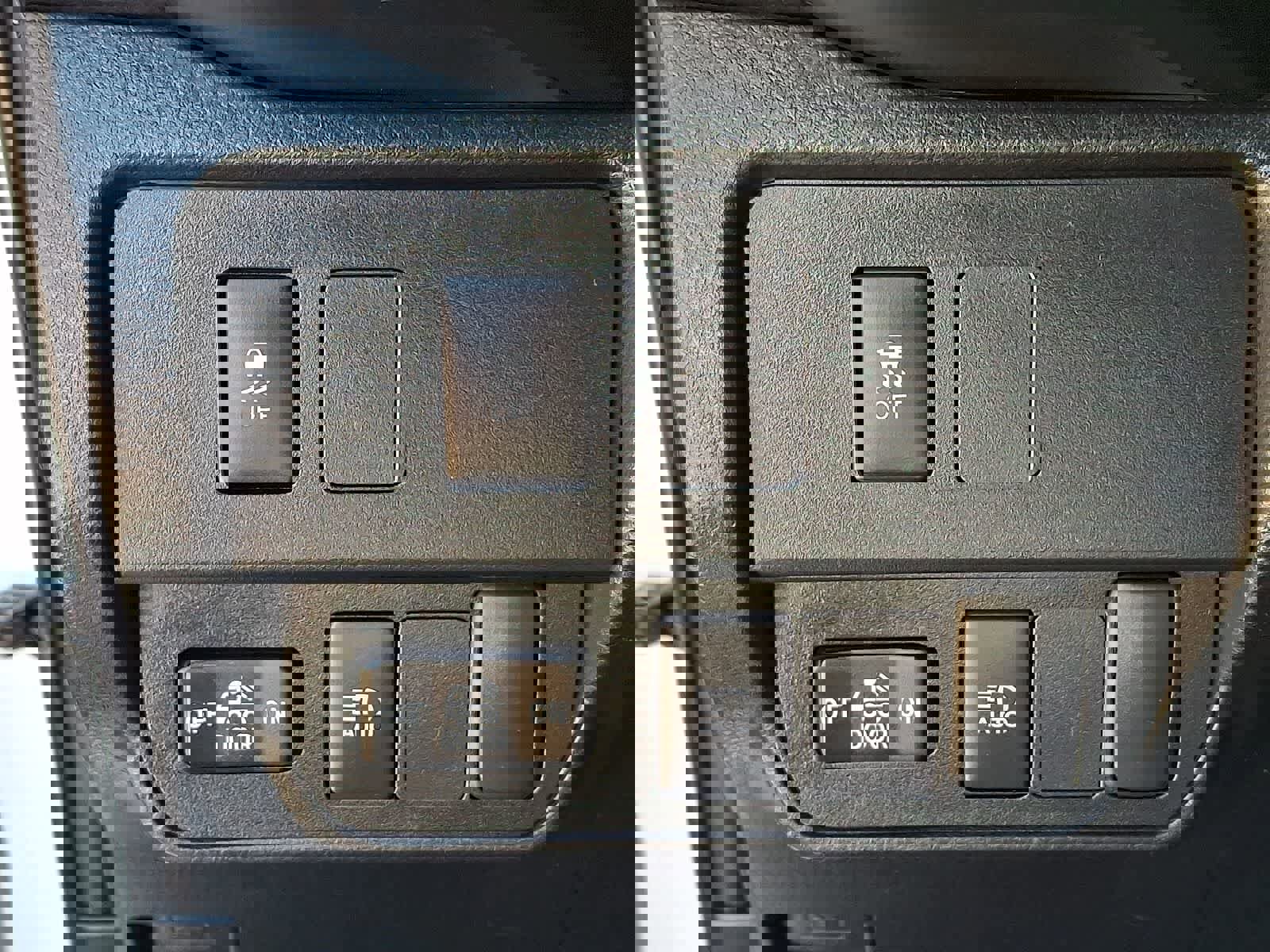 Certified 2023 Toyota Tacoma SR w/ SR Convenience Package image 28