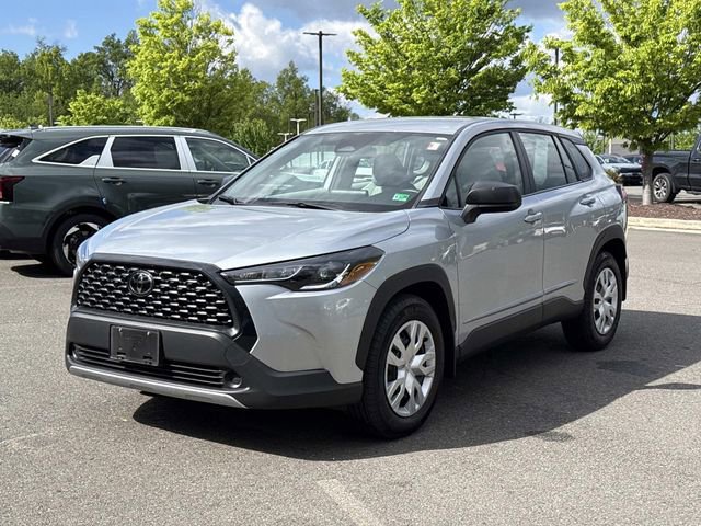 Used 2023 Toyota Corolla Cross L image 5
