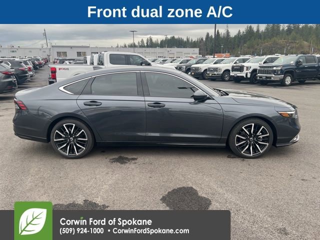 Used 2025 Honda Accord Touring image 4