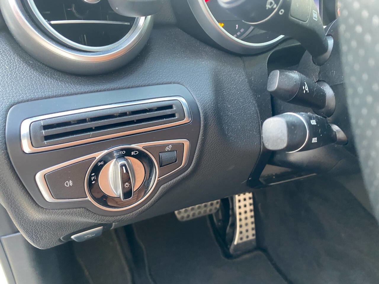 Used 2017 Mercedes-Benz C 300 4MATIC Coupe image 22