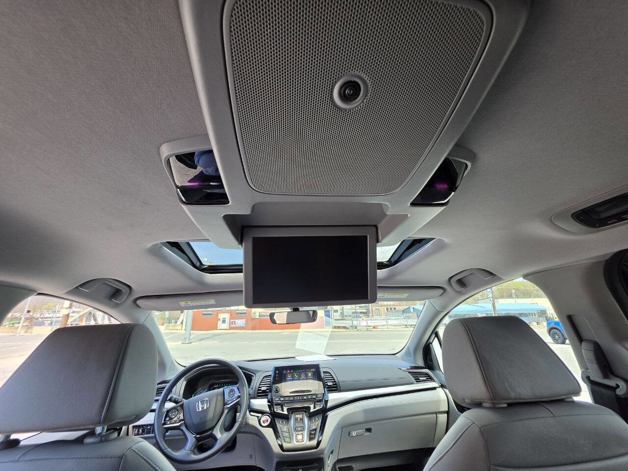 Used 2019 Honda Odyssey Elite image 16