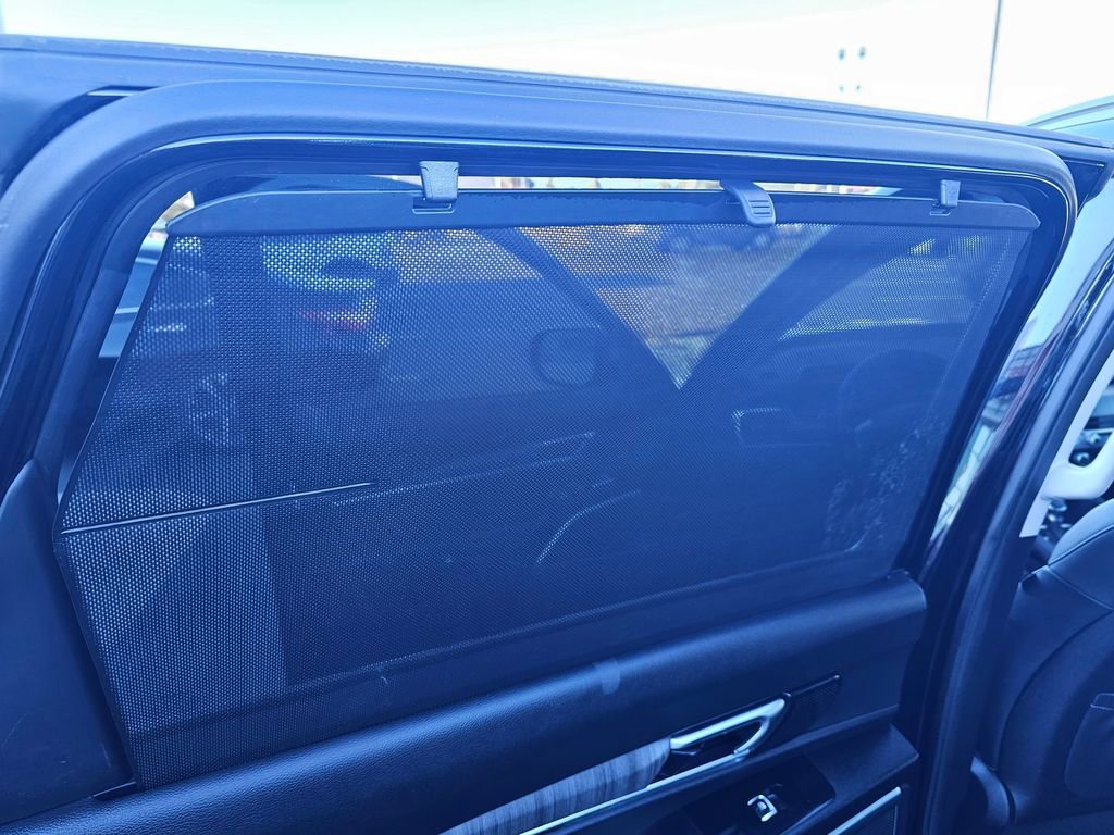 Used 2024 Kia Telluride SX image 16